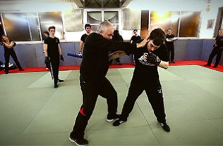 Club Boxe Thaïlandaise enfant- Dojo de Grenelle Paris 15 Centre sportif des  enfants / ados de Paris 15ème – Grenelle