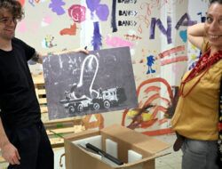 Exposition gratuite et solidaire de Banksy dans un ancien supermarché en Haute-Garonne